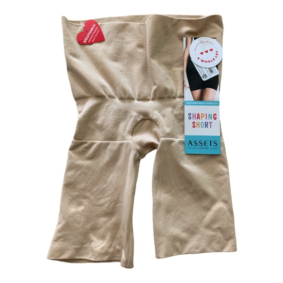 Assets Spanx Mid-Thigh Shaper Shorts Target - Picture 9 of 13